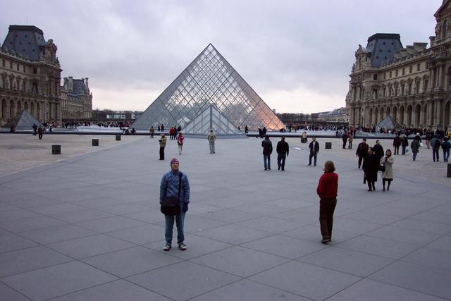 We went to the Louvre!