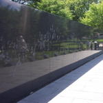 This wall had drawings that appeared to be shadows and is part of the Korean War Memorial.