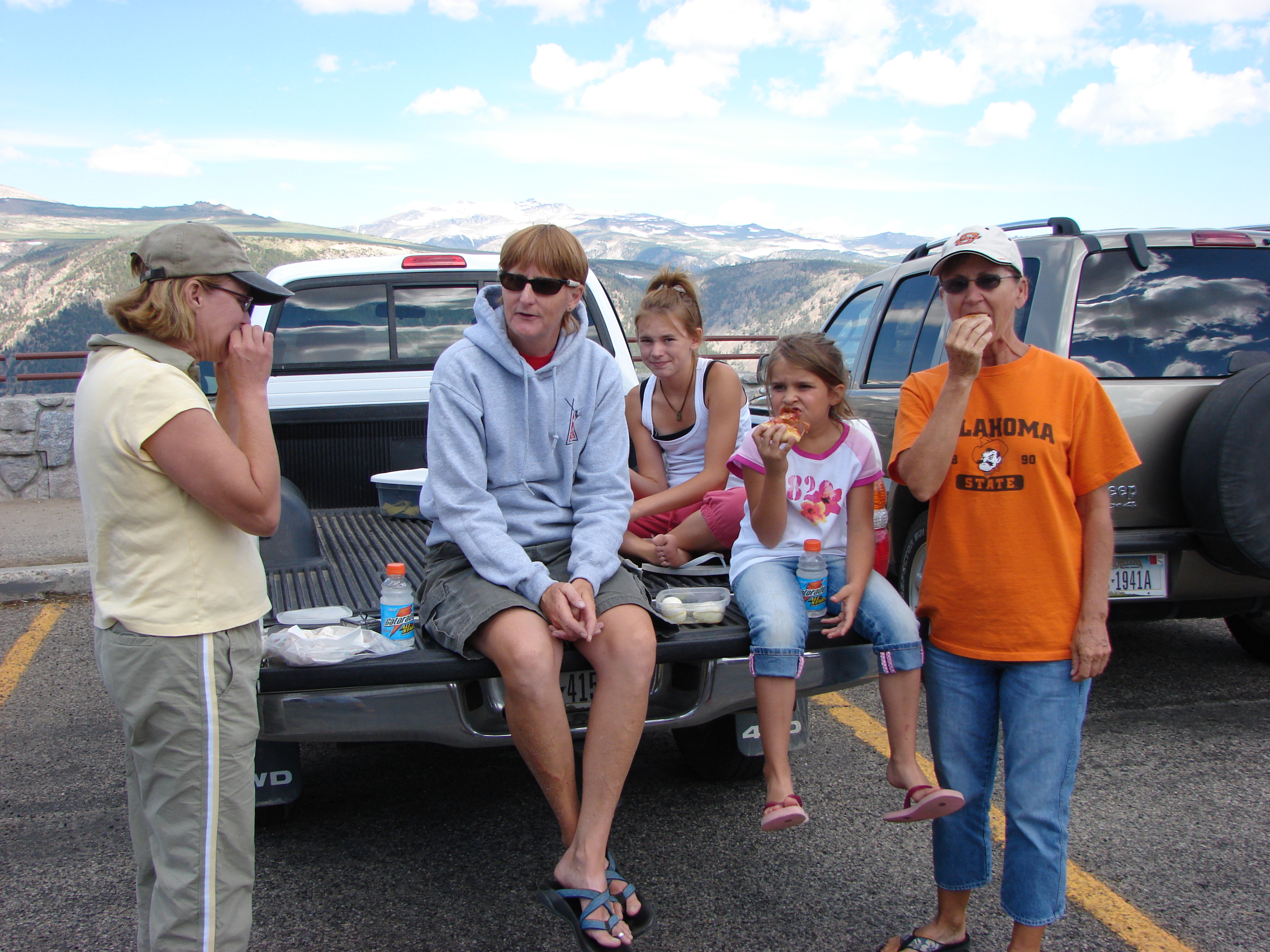 We had a tailgate party before Linda W left for Red Lodge.