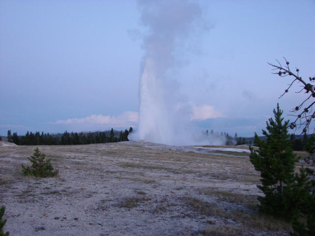  A little bit later, we saw Old Faithful erupt.