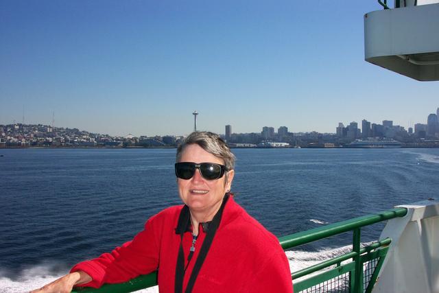 Notice the Space Needle sprouting out of my head?  We meant to do that.