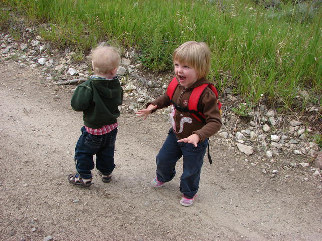 June is a very bad bear, but Matteo doesn't seem to be very frightened.