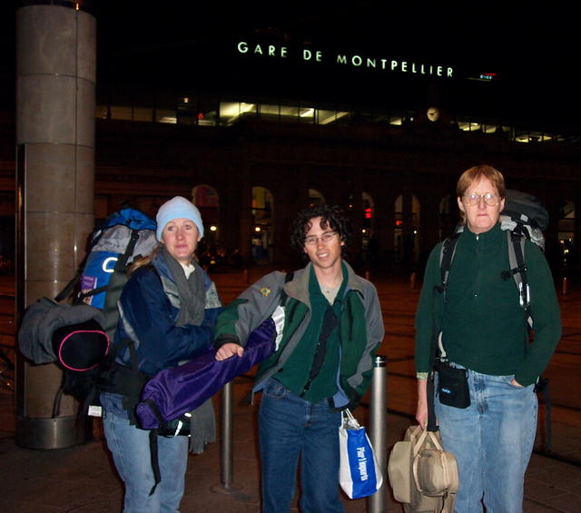 We're in Montpelier!  Chelsea and Derek met us at the Gare.