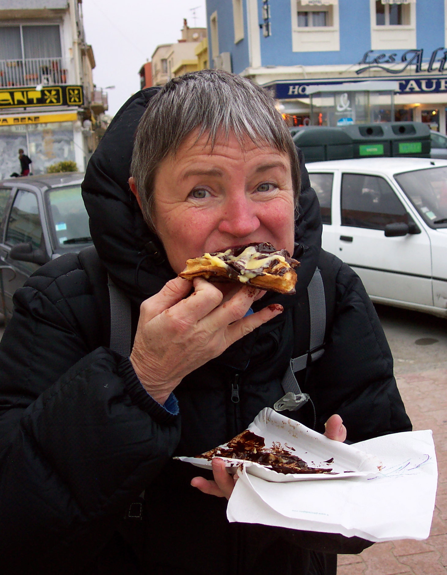 I had the first gaufre since Belgium in 2002.